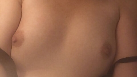 I get it, you guys like small boobs.. but even this small? ?