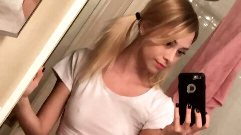 School girl skirts are so hot ?