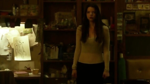 Anya Taylor Joy Inviting Tribute