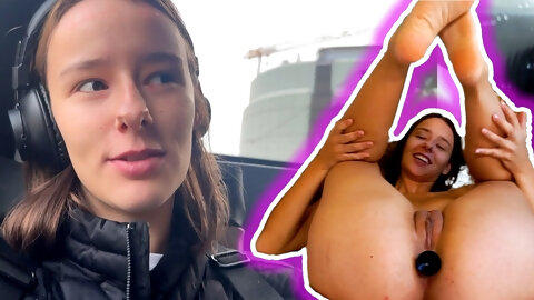 18yo Teen Girl destroying ass and Pussy!